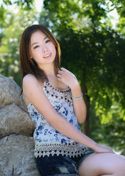 赵露思AI人脸替换功能演示